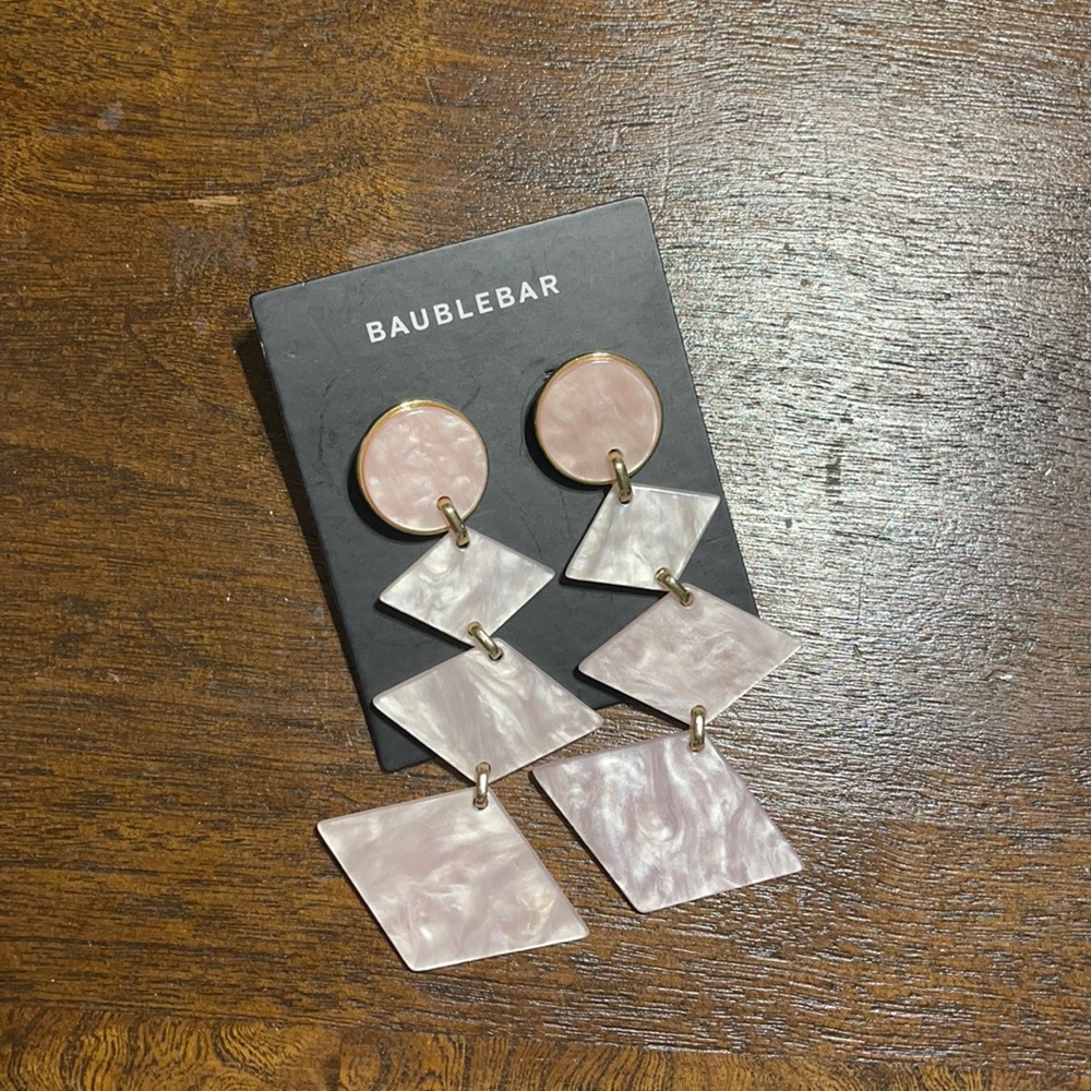 NWT bauble bar Pink 💕 dangle earrings